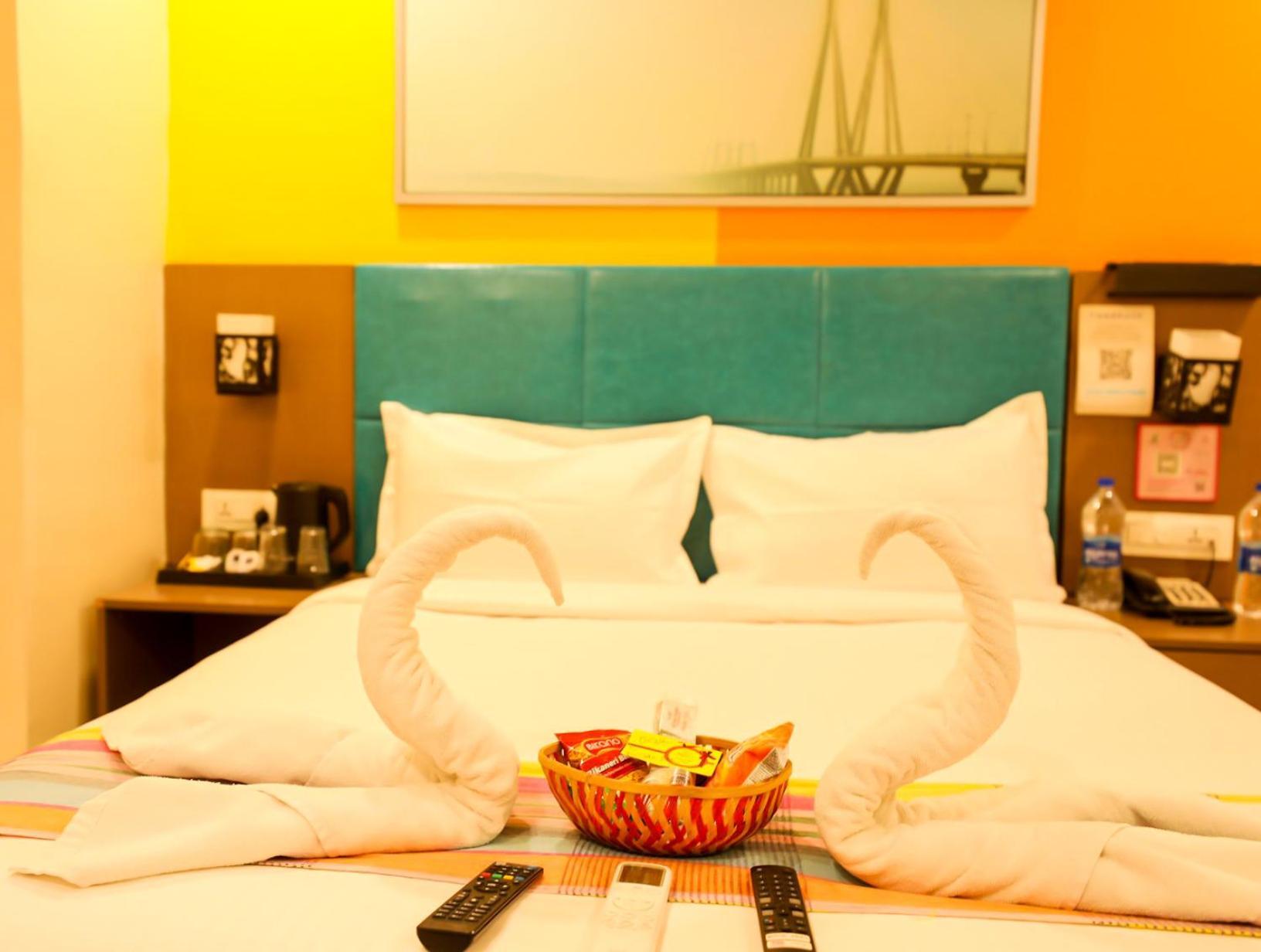 Hotel White Fields Hitec City, Хидерабад Екстериор снимка